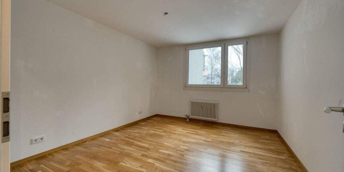 Familienfreundliche 3-Zimmer-Wohnung, Innenhoflage & TG-Stellplatz - modernisiert & sofort verfügbar 3 zimmer