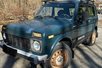 Lada Niva 62.032 km 4.500 &euro; Wolfratshausen 82515