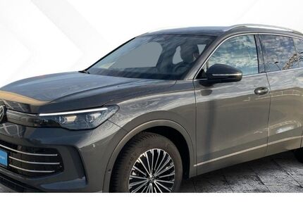 VW Tiguan 8.954 km 41.700 € Erding 85435