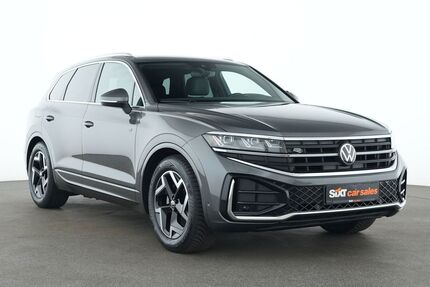 VW Touareg 30.572 km 64.770 € Garching 85748