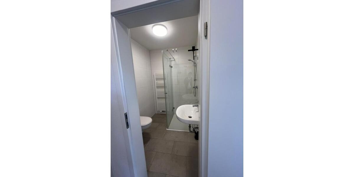 Dachgeschoßwohnung Moosinning - 1 Zimmer, 12 m&sup2;, 690&euro; | Angebot:24847030