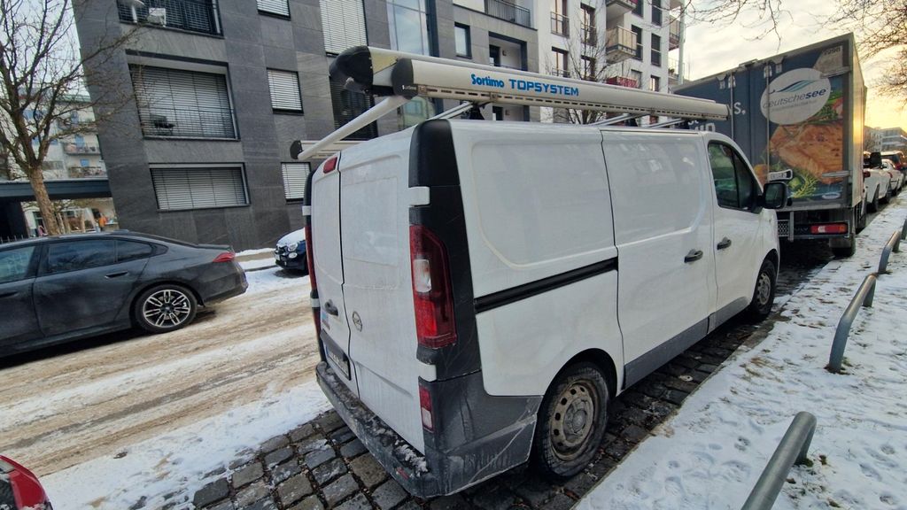 Opel Vivaro 140.000 km 9.990 &euro; München 80339