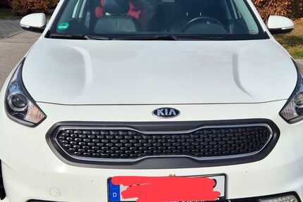 Kia Niro 86.000 km 13.000 &euro; Grünwald 82031
