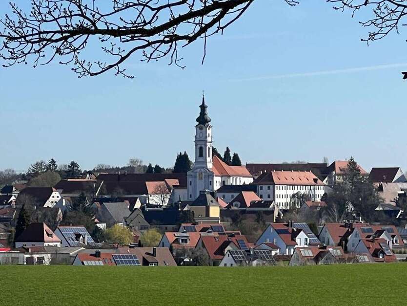 Haus zum Kaufen in Altomünster 920.000 € 185 m²