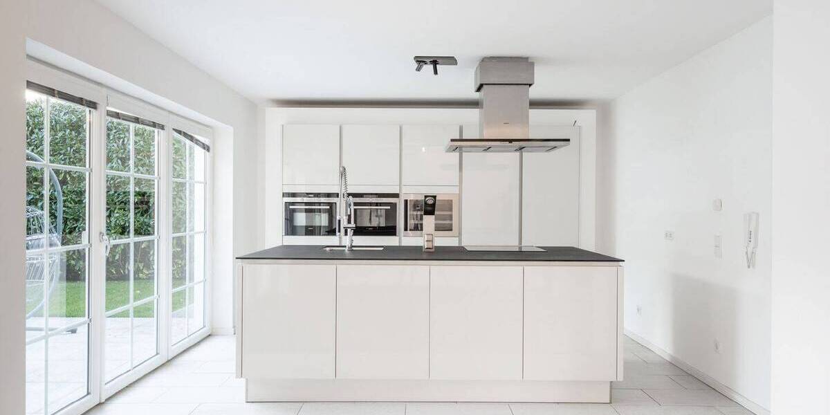 Einfamilienhaus Grünwald - 4 Zimmer, 158 m&sup2;, 1.750.000&euro; | Angebot:25769086