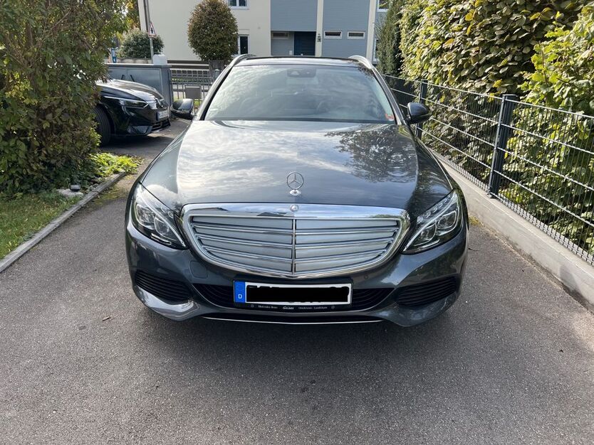 Mercedes-Benz C 250 139.000 km 18.700 € Gröbenzell 82194