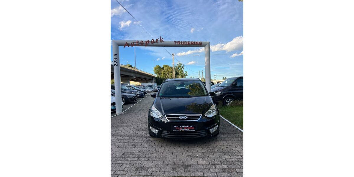 Ford Galaxy 150.000 km 9.999 € München 81825