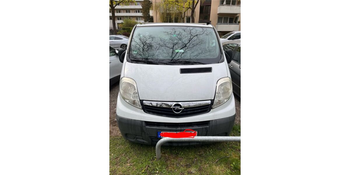 Opel Vivaro 310.000 km 5.200 &euro; München 80804