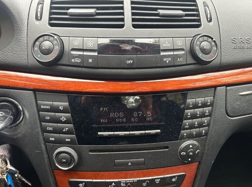 E 200