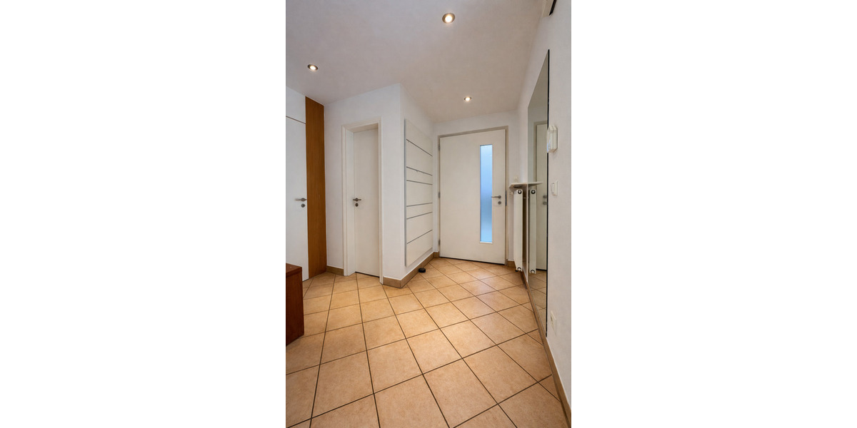 Doppelhaushälfte Grünwald - 6 Zimmer, 200 m&sup2;, 1.990.000&euro; | Angebot:25743006