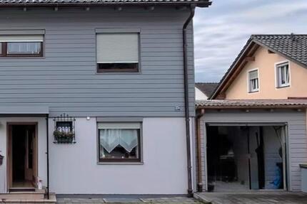 Haus München Schwabing-Freimann - 5 Zimmer, 120 m&sup2;, 1.540&euro; | Angebot:25887158