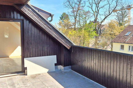 Wohnung München Trudering-Riem - 6 Zimmer, 142 m&sup2;, 1.900&euro; | Angebot:26141129