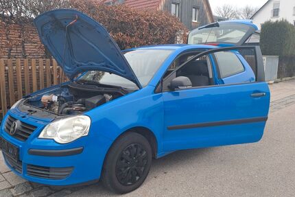 VW Polo 129.000 km 2.222 &euro; München 81737