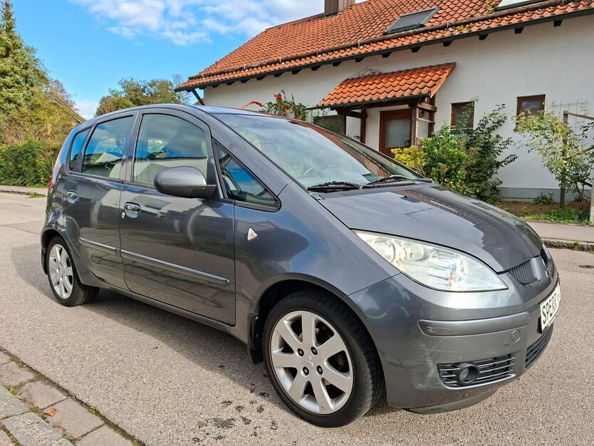 Mitsubishi Colt 111.700 km 4.950 € Erding 85435