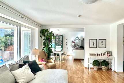 Haus zum Mieten in Planegg 2.900 € 180 m² 6 zimmer