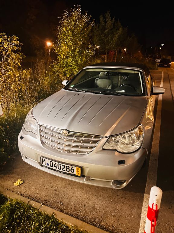 Chrysler Sebring 136.000 km 1.050 € München 81369