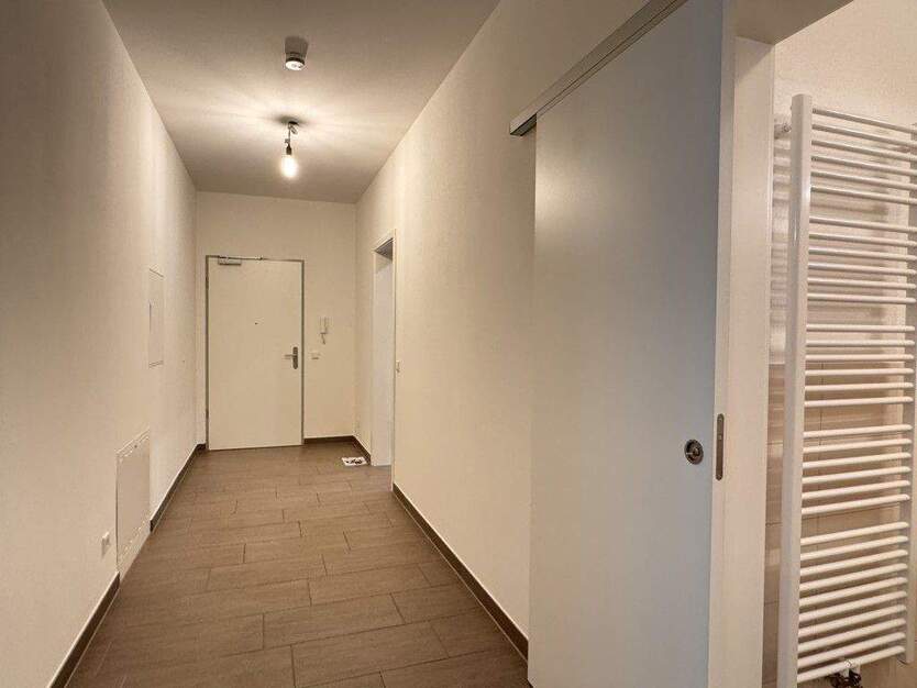 Geräumige 2-Zimmer-Wohnung mit EBK in S-Bahn-Nähe Heimstetten 2 zimmer