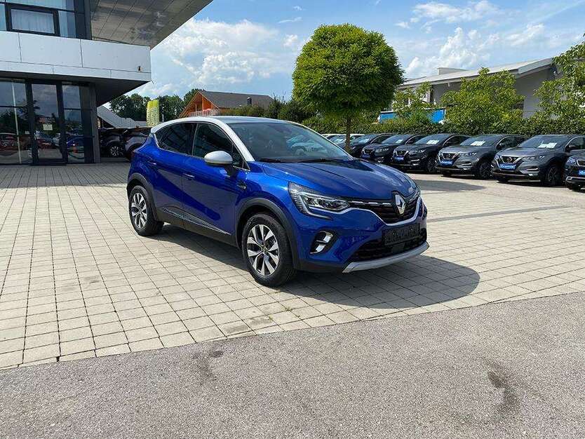 Renault Captur 75.000 km 15.127 € München 80802