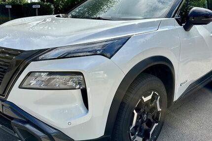 Nissan X-Trail 8.600 km 38.900 &euro; München 81549