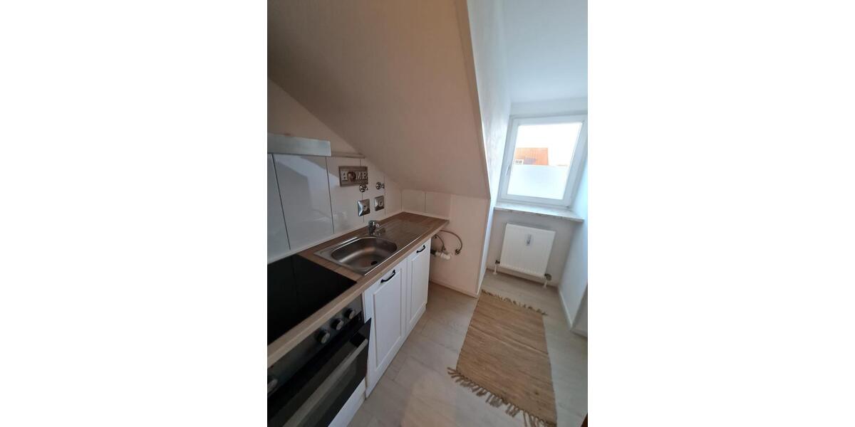 Dachgeschoßwohnung Olching - 2 Zimmer, 41 m&sup2;, 980&euro; | Angebot:26416390