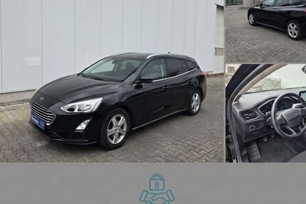 Ford Focus 122.800 km 8.999 &euro; Hallbergmoos 85399
