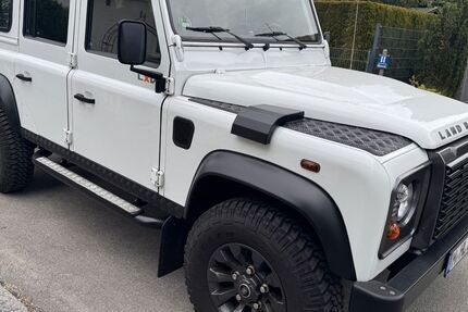 Land Rover Defender 48.900 km 57.900 &euro; München 81477
