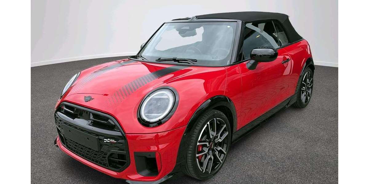 Mini John Cooper Works Cabrio 4.937 km 43.034 &euro; München 80788