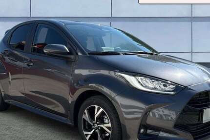 Toyota Yaris 3.780 km 22.880 &euro; Ismaning 85737