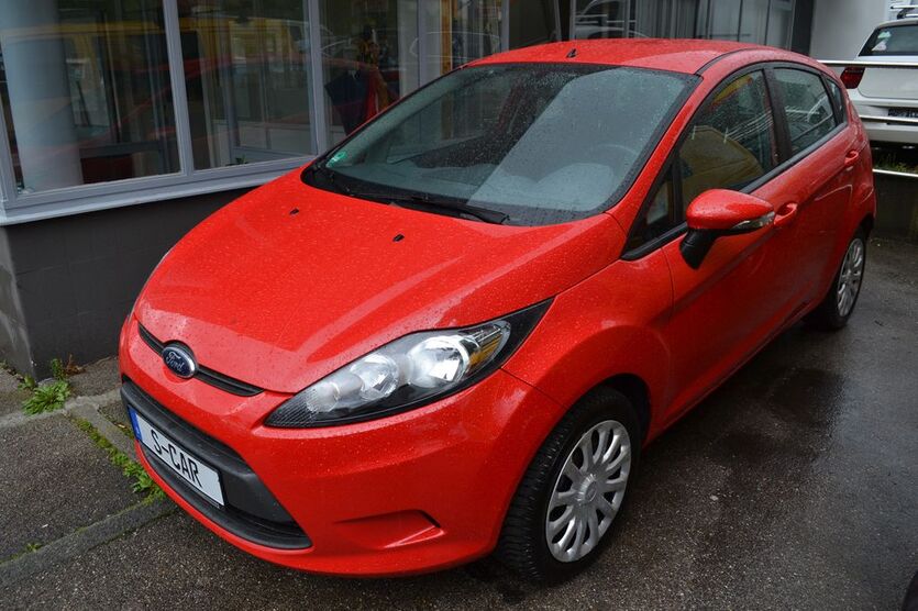 Ford Fiesta 160.500 km 3.900 € München 81243