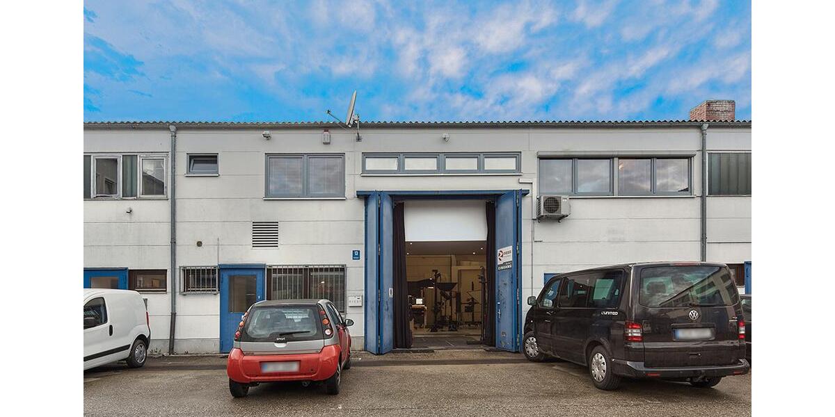 Fotostudio im Münchner Norden – flexible Tagesmiete + Equipment zimmer