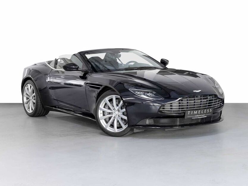 Aston Martin DB11 43.900 km 125.888 € München 80809