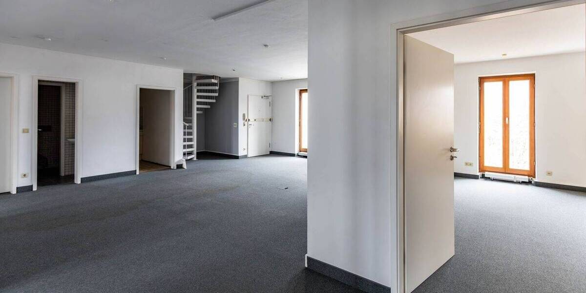 Gewerbeobjekt Haar - 7 Zimmer, 296 m&sup2;, 3.200&euro; | Angebot:25834740