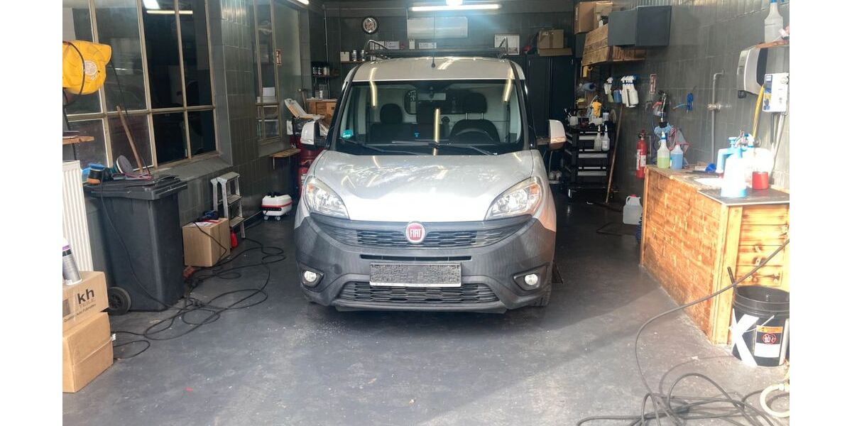 Fiat Doblo 98.109 km 7.999 &euro; München 81739