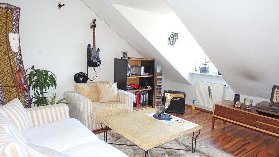 Dachgeschoßwohnung Wolfratshausen - 1.5 Zimmer, 42 m&sup2;, 260.000&euro; | Angebot:27114924