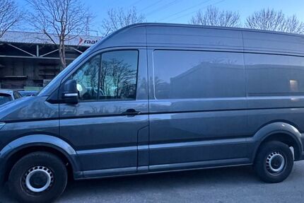 VW Crafter 161.454 km 17.990 &euro; München 81243