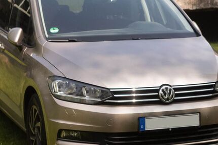 VW Touran 124.500 km 19.000 &euro; Olching 82140