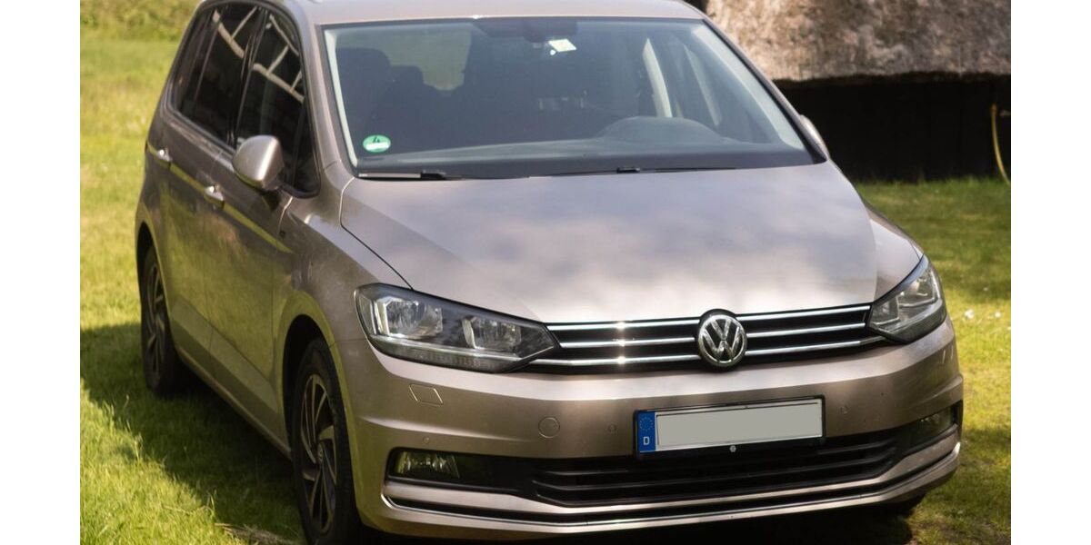 VW Touran 124.500 km 19.000 &euro; Olching 82140