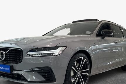 Volvo V90 5.000 km 75.490 € München 80809