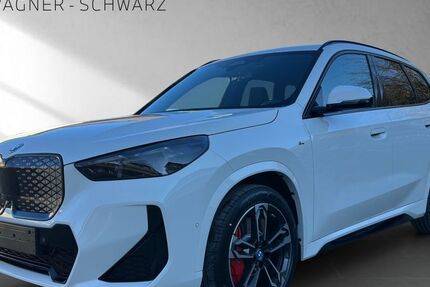 BMW iX1 9.500 km 55.975 &euro; Kirchseeon 85614