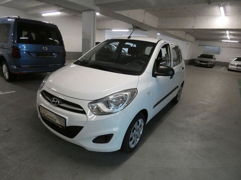 i10