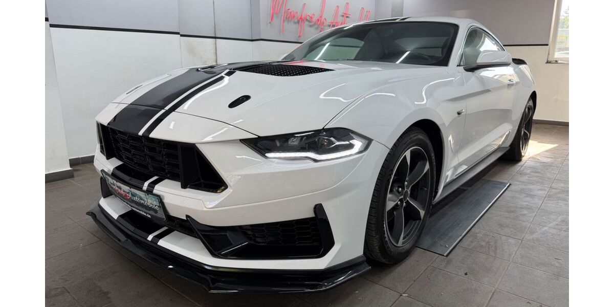 Ford Mustang 48.679 km 29.880 &euro; München 81243