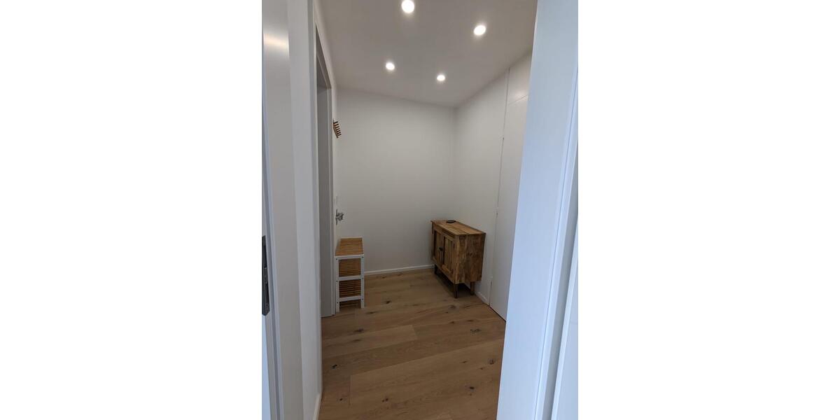 Etagenwohnung München Thalkirchen-Obersendling-Forstenried-Fürstenried-S - 1 Zimmer, 36 m&sup2;, 1.340&euro; | Angebot:25968134