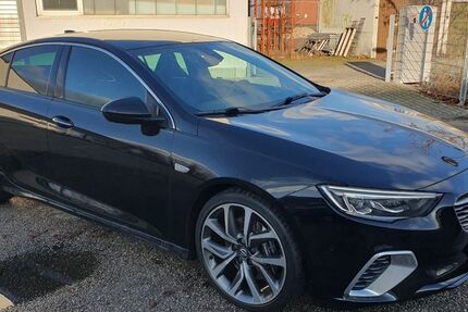Opel Insignia 75.000 km 22.900 &euro; München 81825