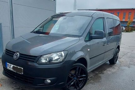 VW Caddy Maxi 265.000 km 10.000 &euro; München 81671