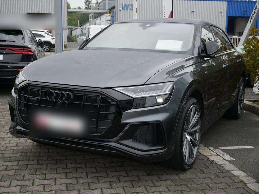 Audi Q8 86.700 km 64.850 € Grünwald 82031