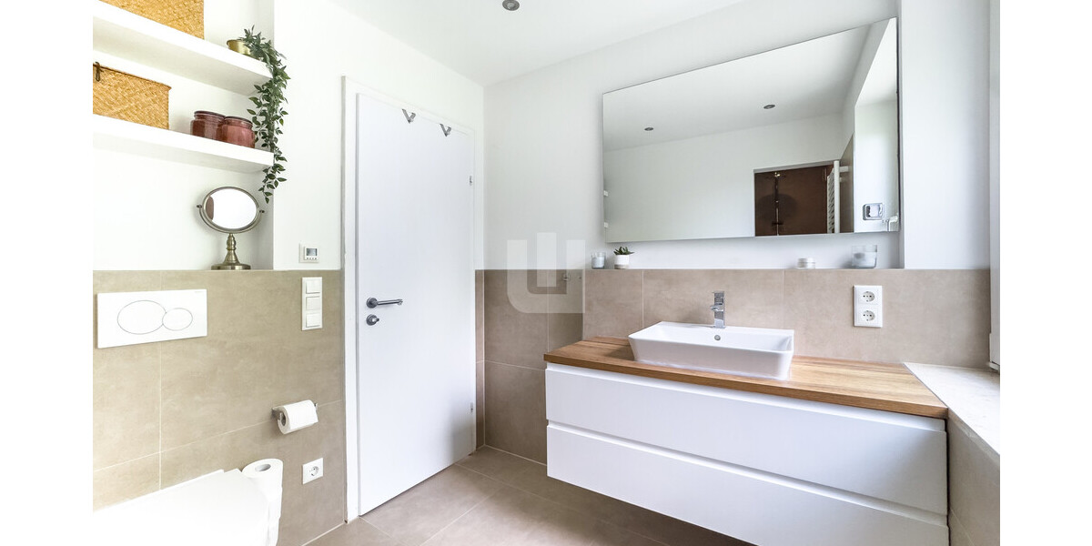 WINDISCH - Saniertes REH mit geh. Ausstattung und Wellnessbereich zentral & ruhig in Eichenau - Reihenendhaus Eichenau | Angebot:24662345