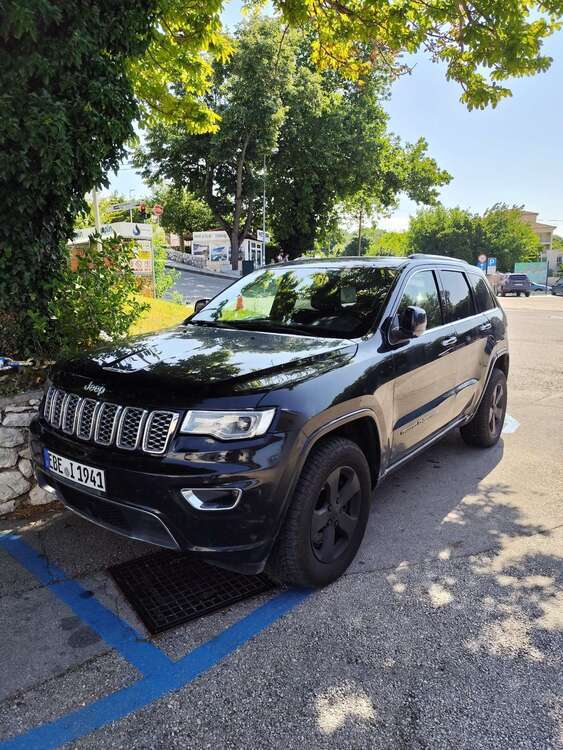 Grand Cherokee