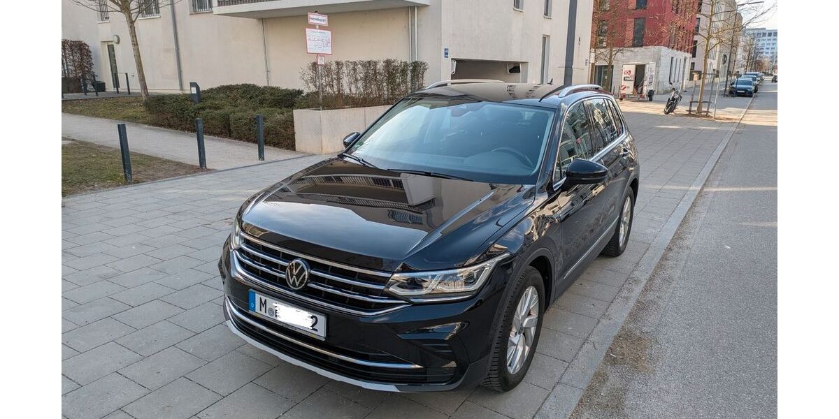 VW Tiguan 92.000 km 25.800 &euro; München 80807