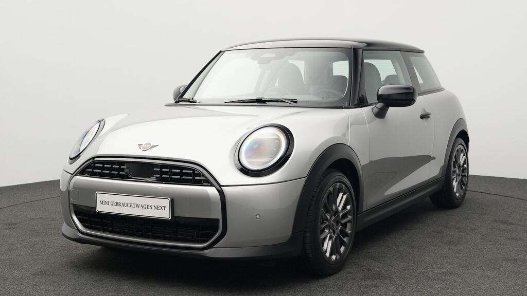 Mini Cooper C 6.246 km 25.422 &euro; München 80788