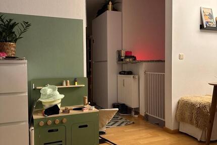 ZWISCHENMIETE (März-Juni) Gemütliche 4 Zimmer Wohnung mit Garten 4 zimmer